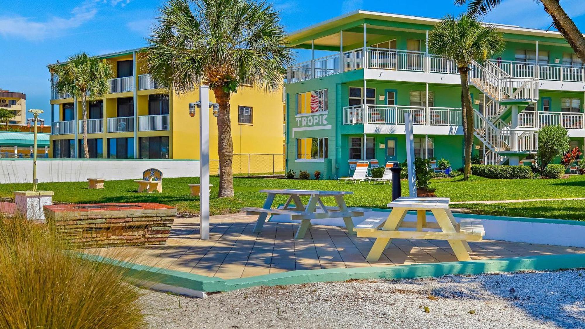 Tropic Terrace #41 - Beachfront Resort St. Pete Beach Eksteriør billede