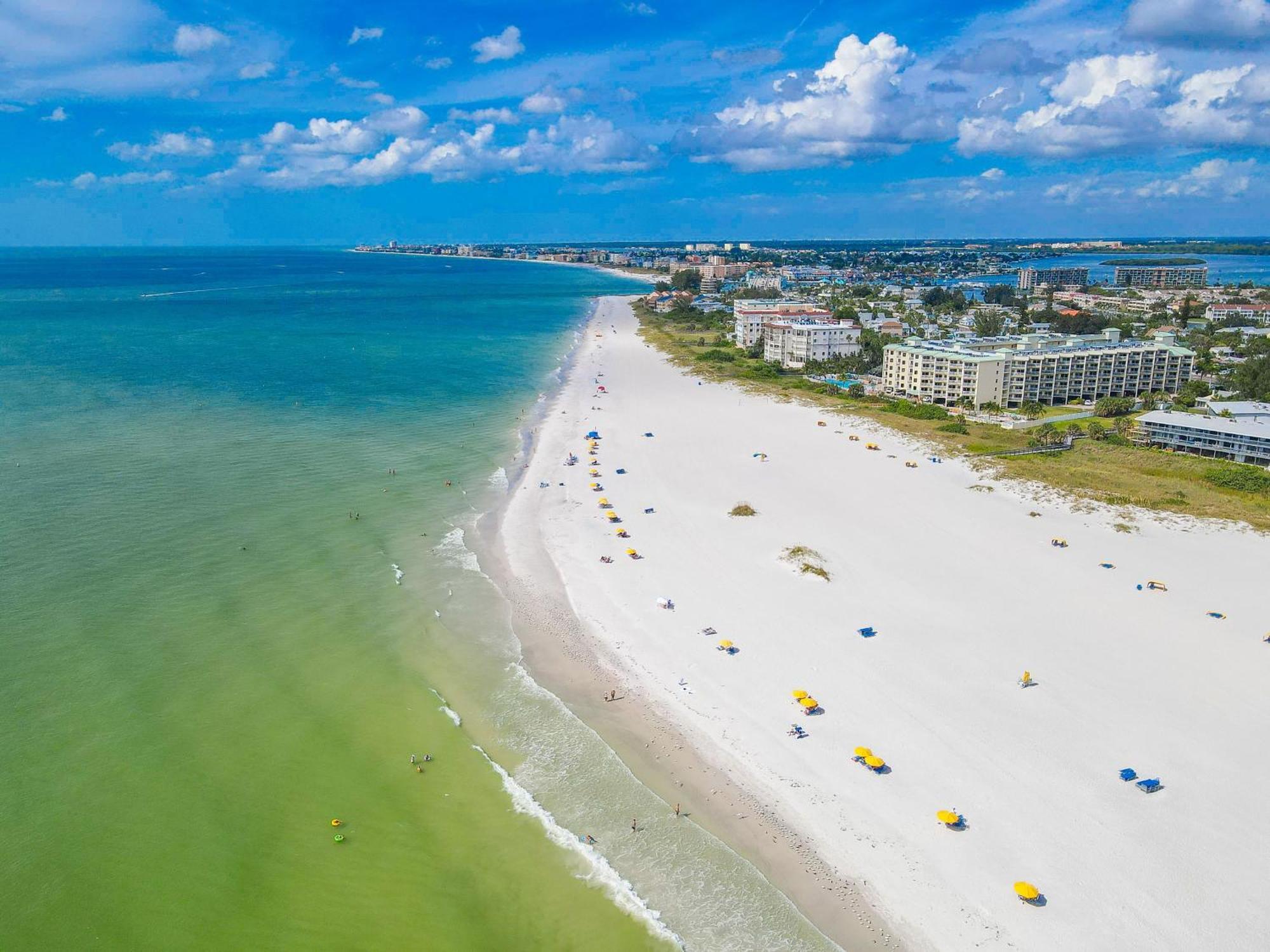 Tropic Terrace #41 - Beachfront Resort St. Pete Beach Eksteriør billede